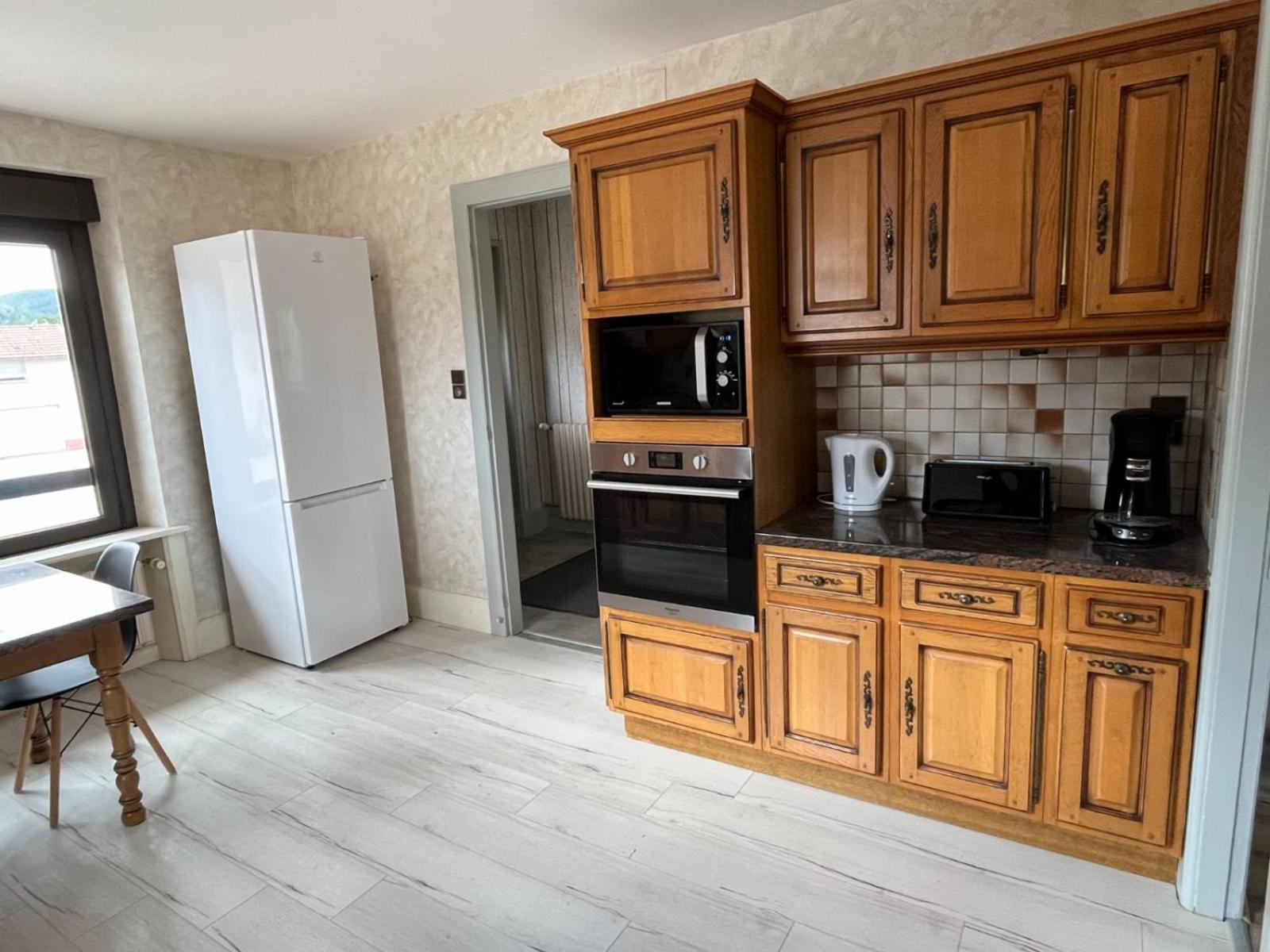 Gite 205 M2, 8Pers Piscine, Jacuzzi, Balneo Privatifs Vagney Exteriör bild