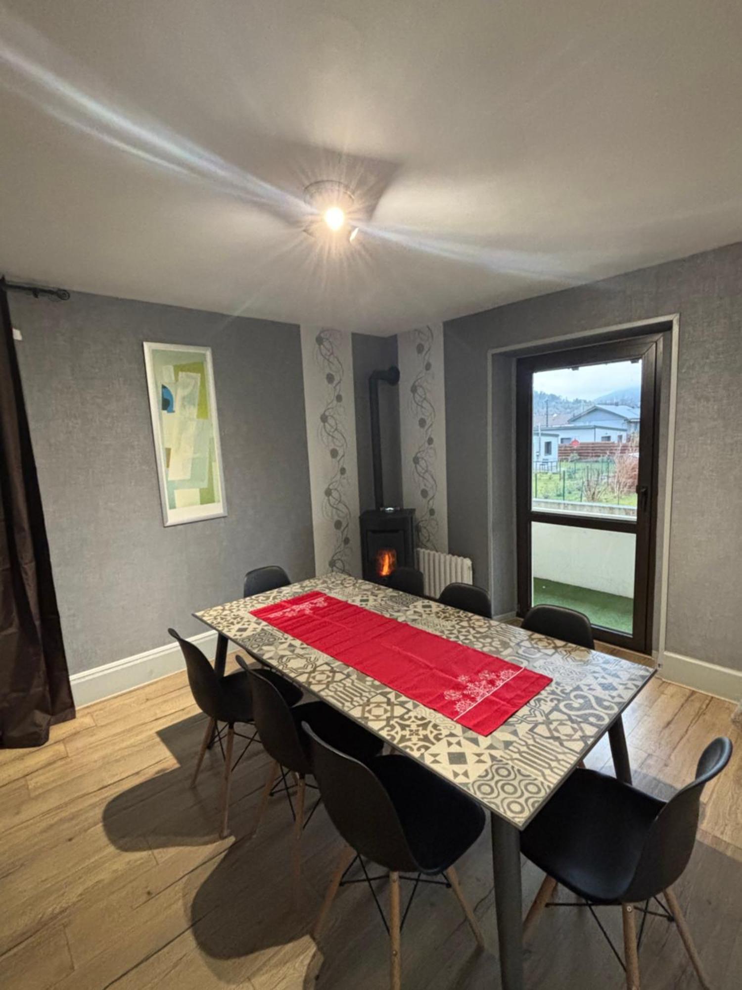Gite 205 M2, 8Pers Piscine, Jacuzzi, Balneo Privatifs Vagney Exteriör bild